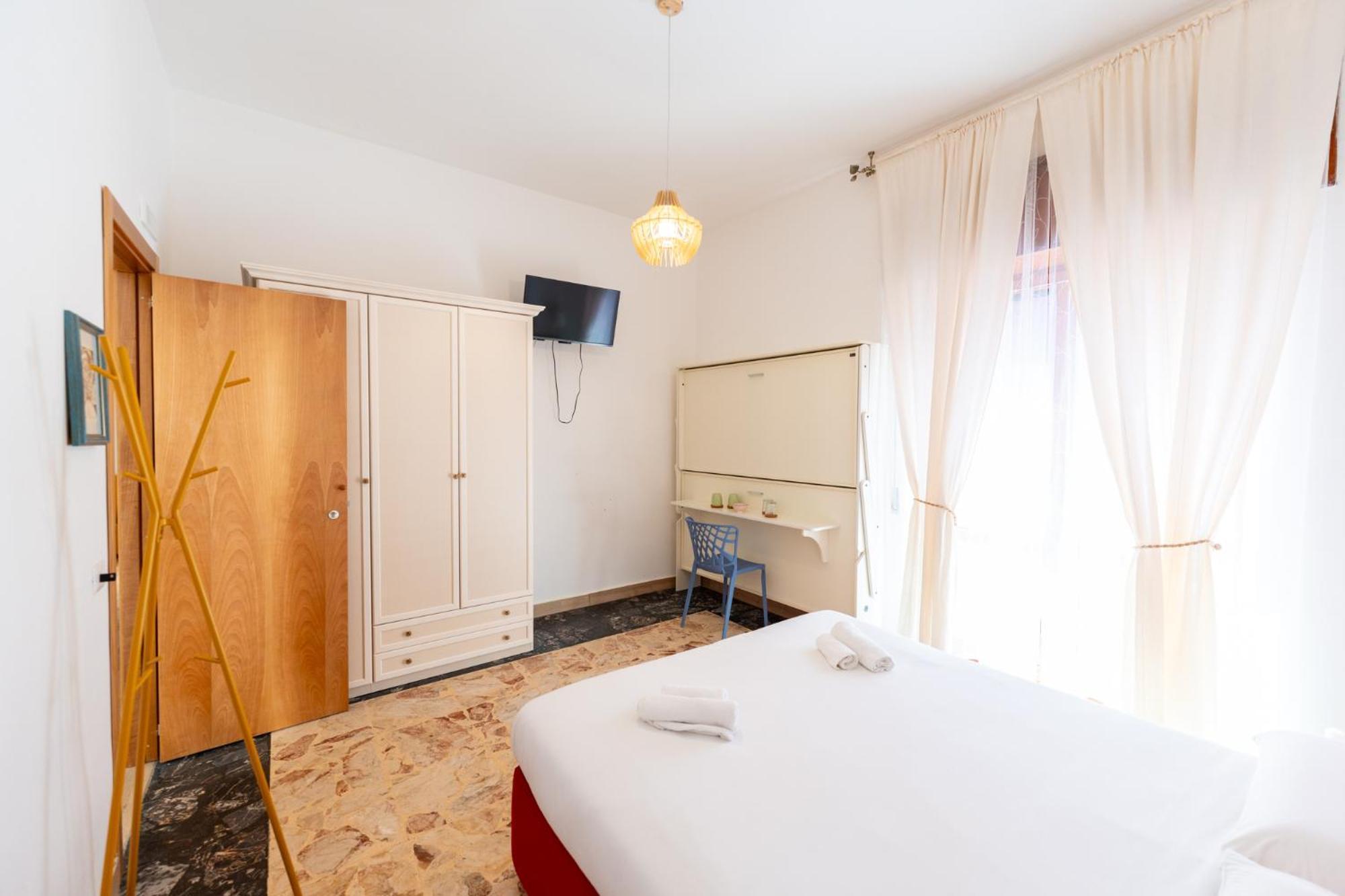 Tombolata Hotel Naples Exterior photo